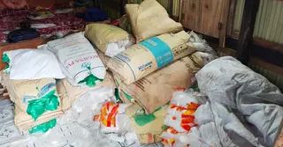 বাগেরহাটে ৬৫০ কেজি পলিথিন জব্দ, ৩ ব্যবসায়ীকে জরিমানা